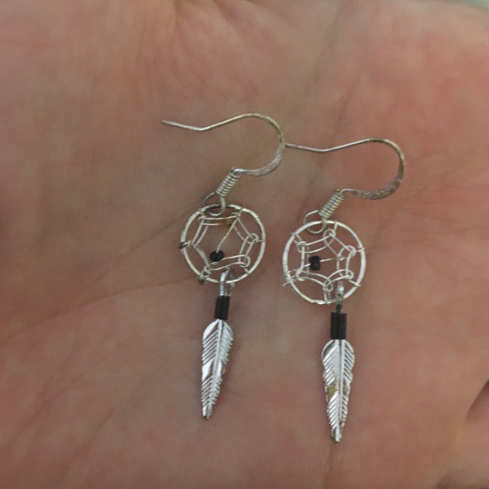 Dream catcher black bead feather earrings